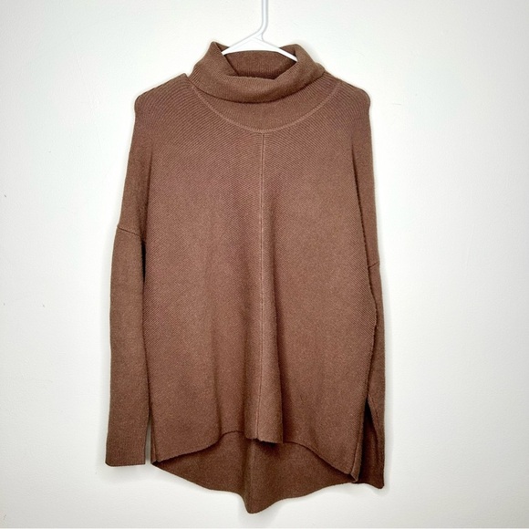 Universal Standard Chevron Mocha Caramel Brown Turtleneck Sweater 3XS - Picture 3 of 7